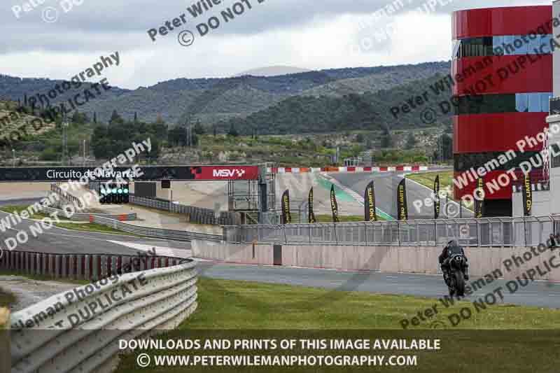 cadwell no limits trackday;cadwell park;cadwell park photographs;cadwell trackday photographs;enduro digital images;event digital images;eventdigitalimages;navarra;no limits trackdays;peter wileman photography;racing digital images;trackday digital images;trackday photos